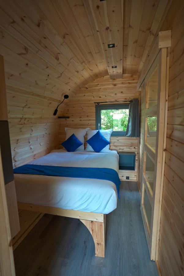 Camping Les Pres Du Roi Sommieres Exterior photo